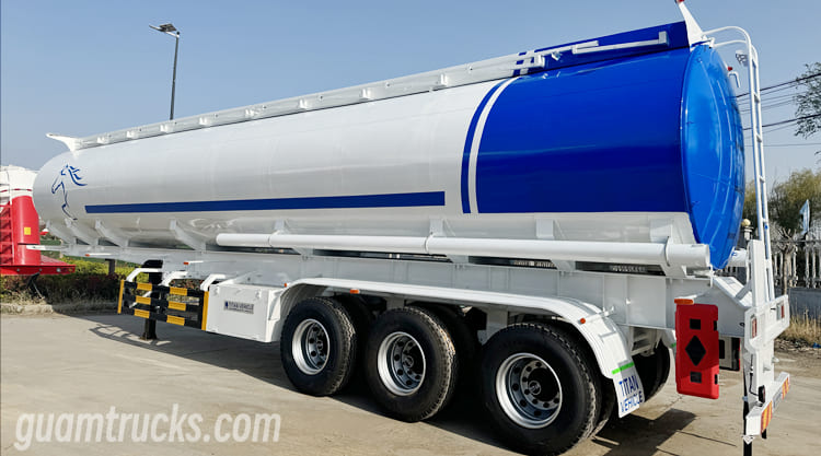 Tri Axle 45000 Liters Fuel Tanker Trailer for Sale in Guam 