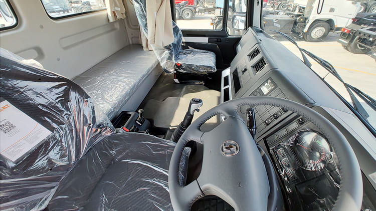 New Shacman Truck Price | Shaman F3000 New Truck Tractor for Sale in Guam Agana