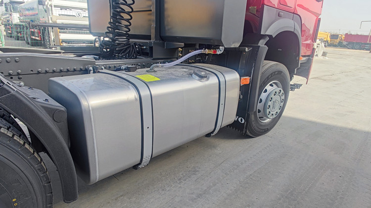 Howo Tractor Truck 380 6x4 Truck Head for Sale in Guam