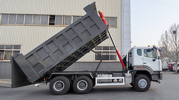 Sinotruk Howo New Dump Truck for Sale in Guam Agana