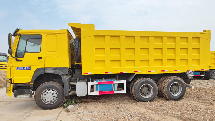 Used Sinotruk Howo 371 Dump Trucks for Sale in Guam